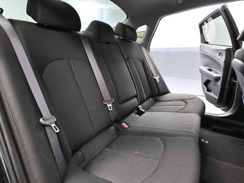 Used 2017 Kia Optima LX FWD image 34