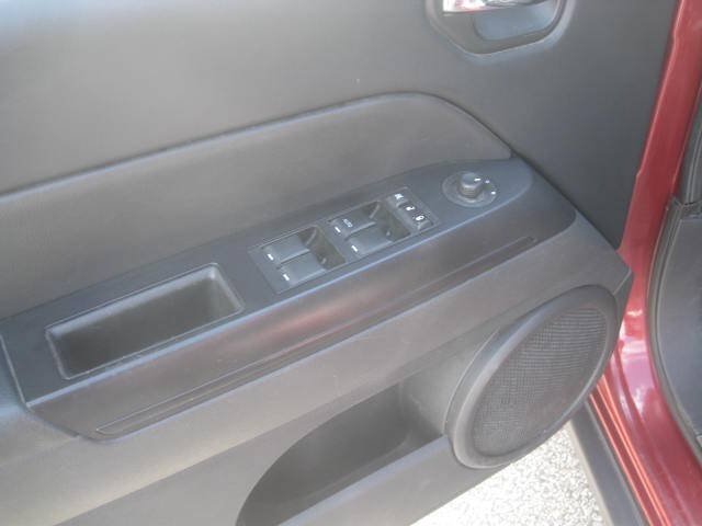 Used 2014 Jeep Patriot Sport w/ Power Value Group AWD/4WD image 16