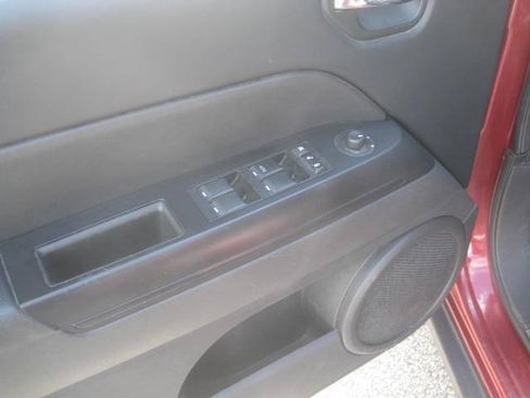 Used 2014 Jeep Patriot Sport w/ Power Value Group AWD/4WD image 16