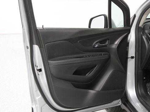 Certified 2022 Buick Encore Preferred w/ Safety Package image 4