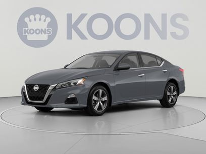 Used 2024 Nissan Altima 2.5 SV w/ SV Premium Package