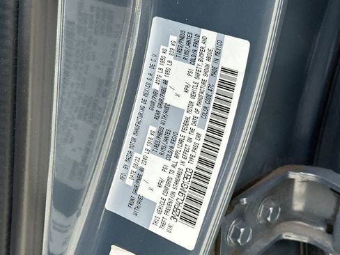 Used 2022 MAZDA MAZDA3 s FWD image 32