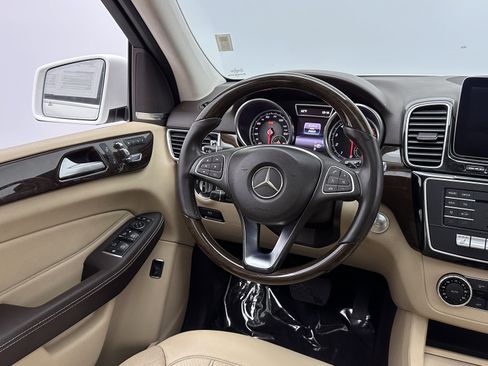 Used 2018 Mercedes-Benz GLE 350 image 28