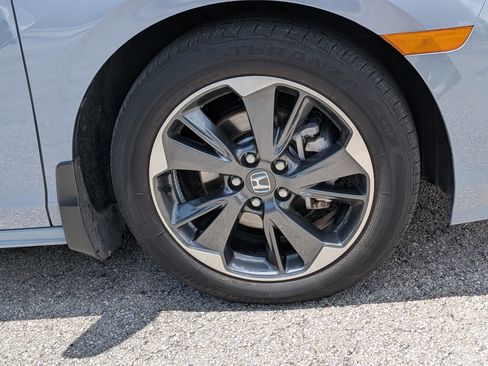 Used 2023 Honda Odyssey Elite image 11