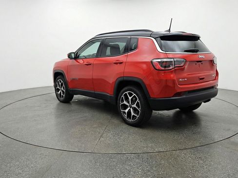 Used 2025 Jeep Compass Limited AWD/4WD image 6