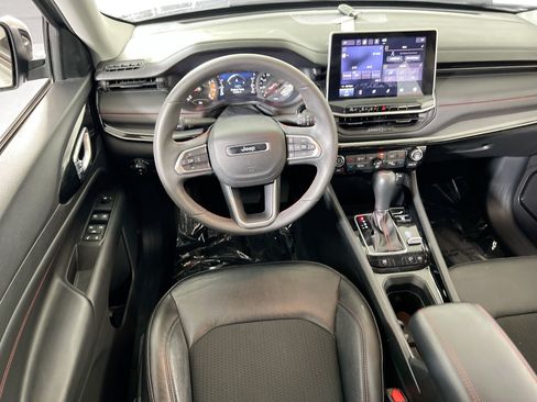 Used 2022 Jeep Compass Trailhawk AWD/4WD image 20
