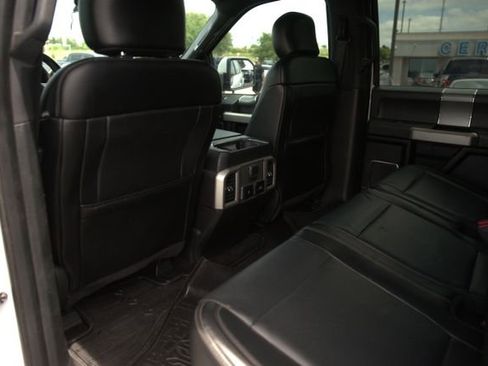 Used 2017 Ford F150 Lariat w/ Equipment Group 502A Luxury AWD/4WD image 12