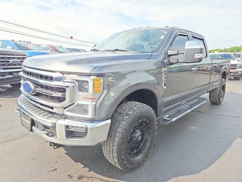 Used 2020 Ford F250 Lariat w/ Lariat Ultimate Package AWD/4WD image 2