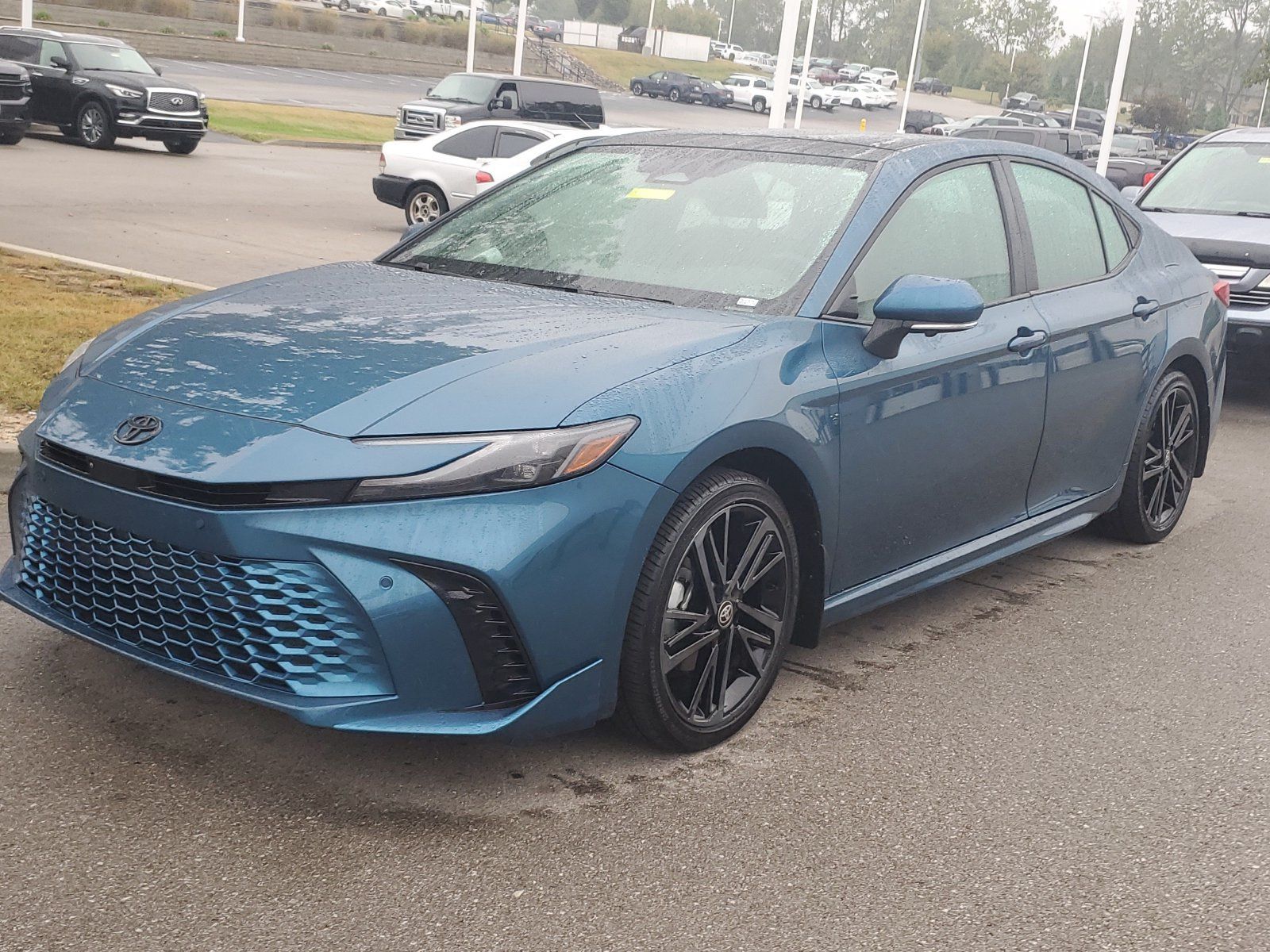 Used 2026 Toyota Camry XSE w/ Premium Plus Package AWD/4WD image 2