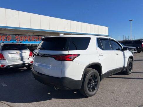 Used 2022 Chevrolet Traverse LS w/ LPO, Blackout Package image 5