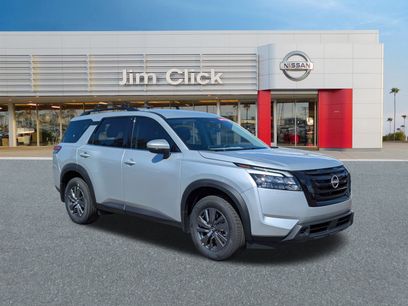 New 2025 Nissan Pathfinder SV w/ Black Appearance Package