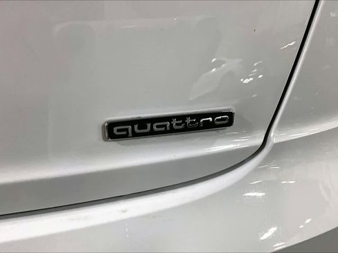 Used 2023 Audi Q8 Prestige image 10