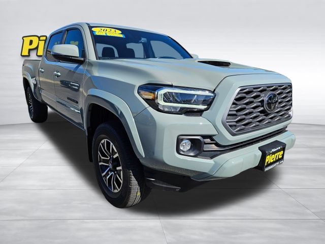 Used 2023 Toyota Tacoma TRD Sport w/ Black Out Package (TMS) AWD/4WD image 8