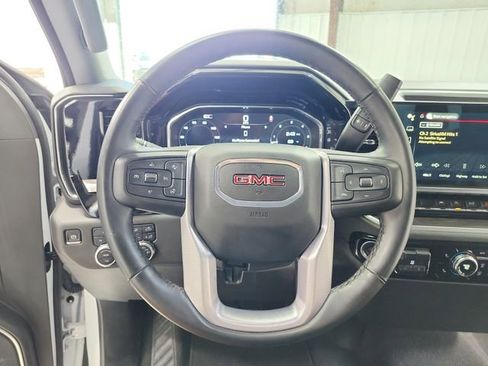 Used 2025 GMC Sierra 1500 SLT image 23