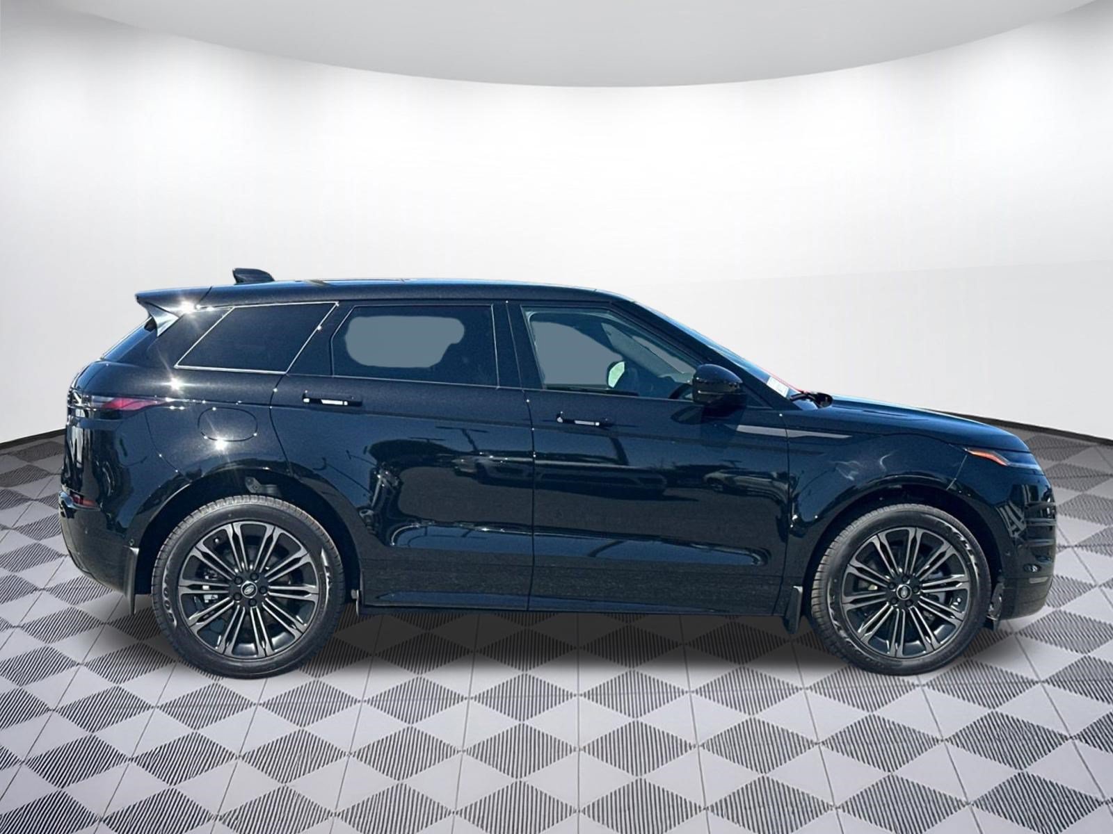 New 2026 Land Rover Range Rover Evoque Dynamic SE AWD/4WD image 8