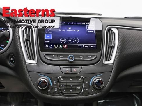 Used 2023 Chevrolet Malibu LT image 12