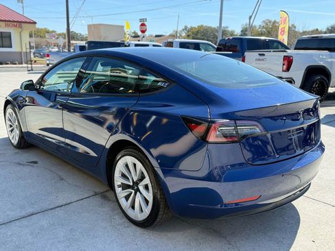 Used 2022 Tesla Model 3 Standard Range image 7