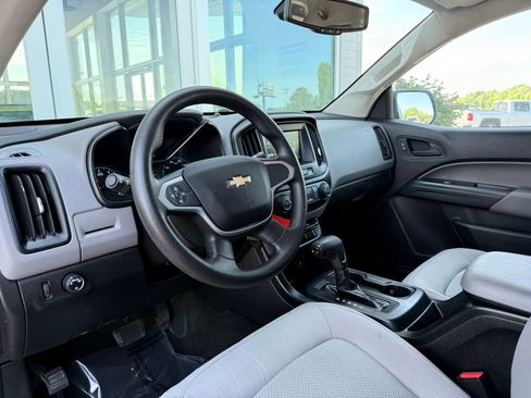 Used 2017 Chevrolet Colorado W/T w/ WT Convenience Package RWD image 19