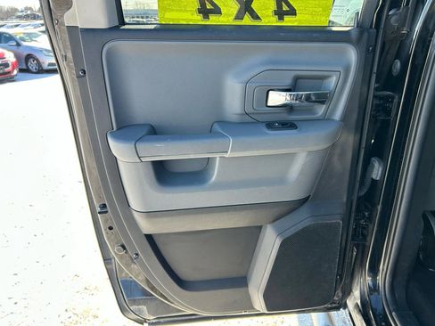 Used 2014 RAM 1500 Classic SLT image 13
