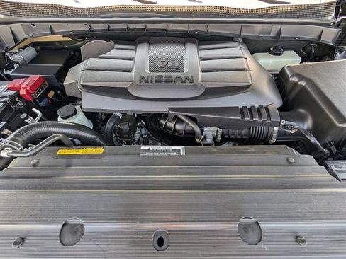 Used 2021 Nissan Titan SV w/ SV Convenience Package AWD/4WD image 30