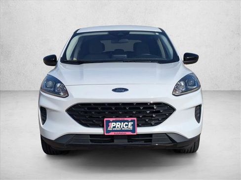 Used 2022 Ford Escape SE w/ SE Sport Appearance Package image 2