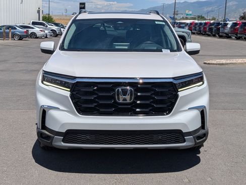 Used 2023 Honda Pilot Elite image 8