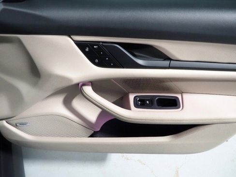 Used 2022 Porsche Taycan image 63