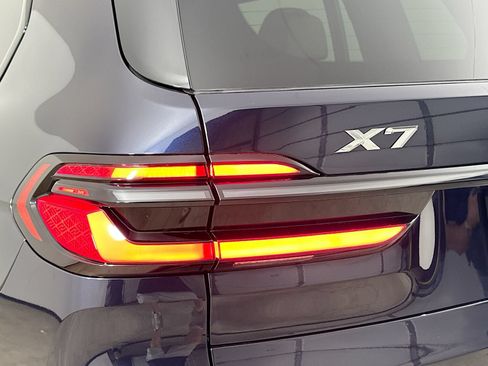New 2027 BMW X7 xDrive40i w/ Executive Package AWD/4WD image 12