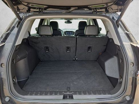 Certified 2024 GMC Terrain SLT AWD/4WD image 6