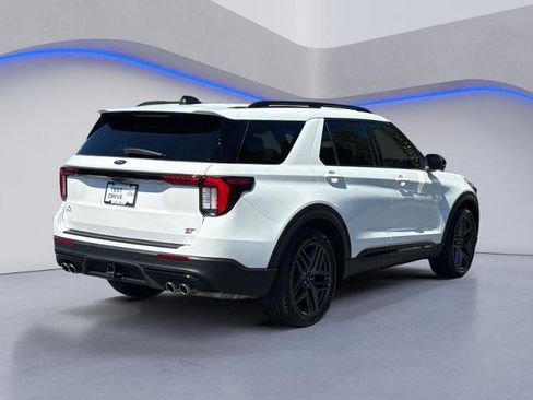 Certified 2025 Ford Explorer ST AWD/4WD image 6