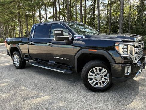Used 2021 GMC Sierra 2500 Denali w/ Denali Ultimate Package AWD/4WD image 2