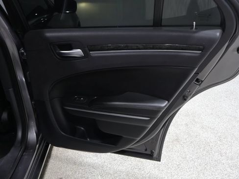 Used 2016 Chrysler 300 C AWD/4WD image 21