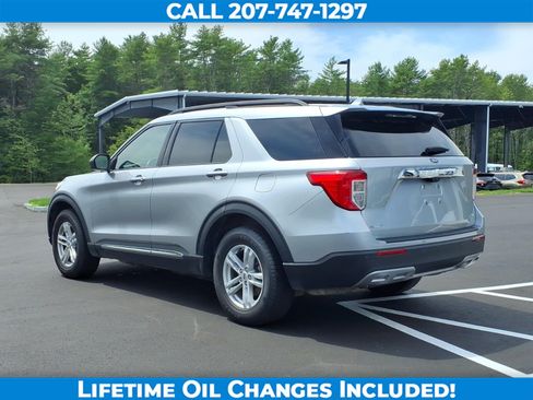 Used 2020 Ford Explorer XLT w/ Equipment Group 202A AWD/4WD image 7