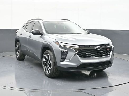New 2026 Chevrolet Trax RS w/ Driver Confidence Package FWD image 15