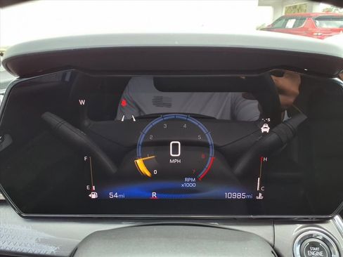 Used 2025 Chevrolet Trax ACTIV FWD image 28