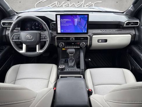 Used 2024 Toyota Tacoma Limited w/ Limited Package (LT) image 20