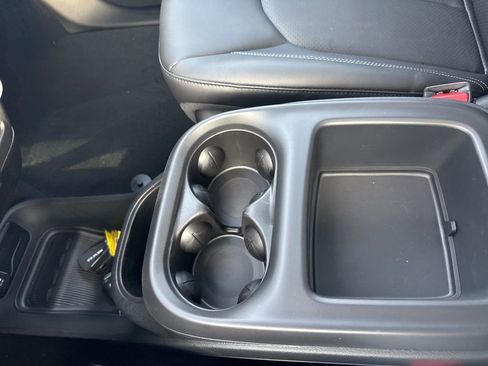 New 2026 Chrysler Pacifica Select image 20