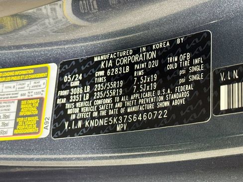 Used 2025 Kia Carnival SX Prestige FWD image 46
