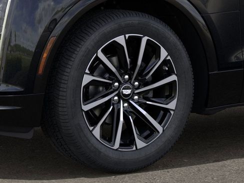 New 2025 Cadillac Lyriq Sport image 9