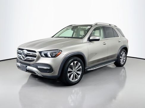 Used 2023 Mercedes-Benz GLE 450 4MATIC image 4