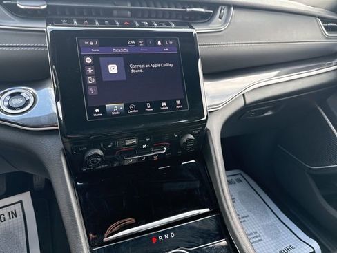 Used 2021 Jeep Grand Cherokee L Laredo image 29