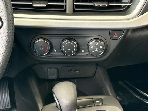New 2026 Chevrolet Trax RS w/ Driver Confidence Package FWD image 4