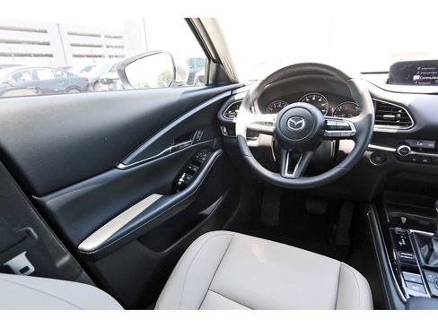 Used 2023 MAZDA CX-30 AWD 2.5 S w/ Preferred Package image 6