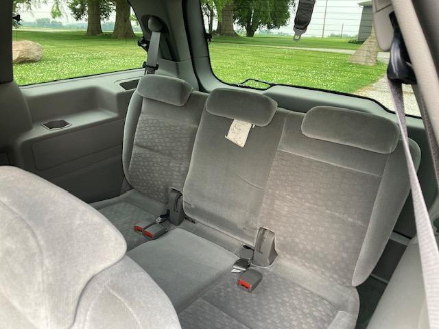 Used 2004 Ford Freestar SE FWD image 21