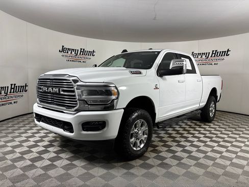 Used 2024 RAM 2500 Laramie w/ Safety Group AWD/4WD image 1