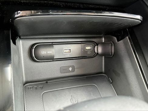 Used 2022 Kia Telluride SX w/ SX Prestige Package image 33