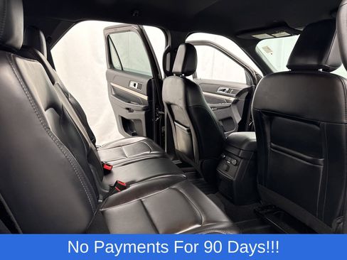 Used 2019 Ford Explorer XLT w/ Equipment Group 202A image 29