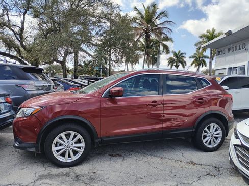 Used 2019 Nissan Rogue Sport SV image 5
