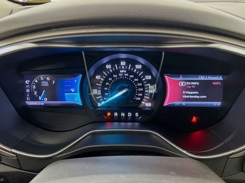 Used 2014 Ford Fusion SE w/ Equipment Group 202A FWD image 14