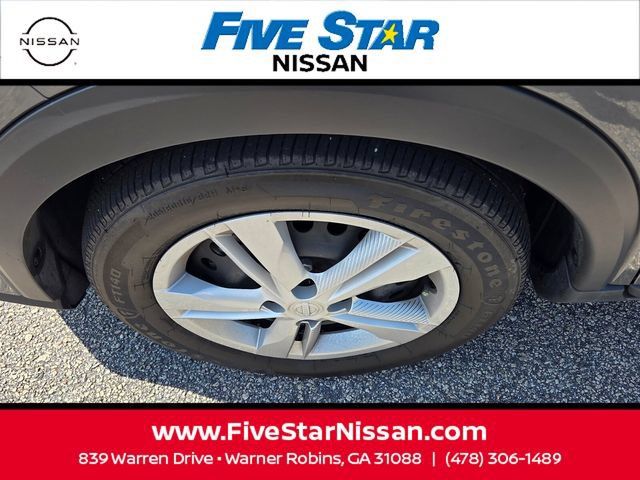 Used 2025 Nissan Kicks Play S FWD image 17